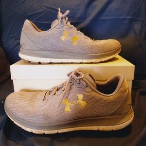 Under Armour Remix Running Shoe, gray/white/gold, ladies size 8.5